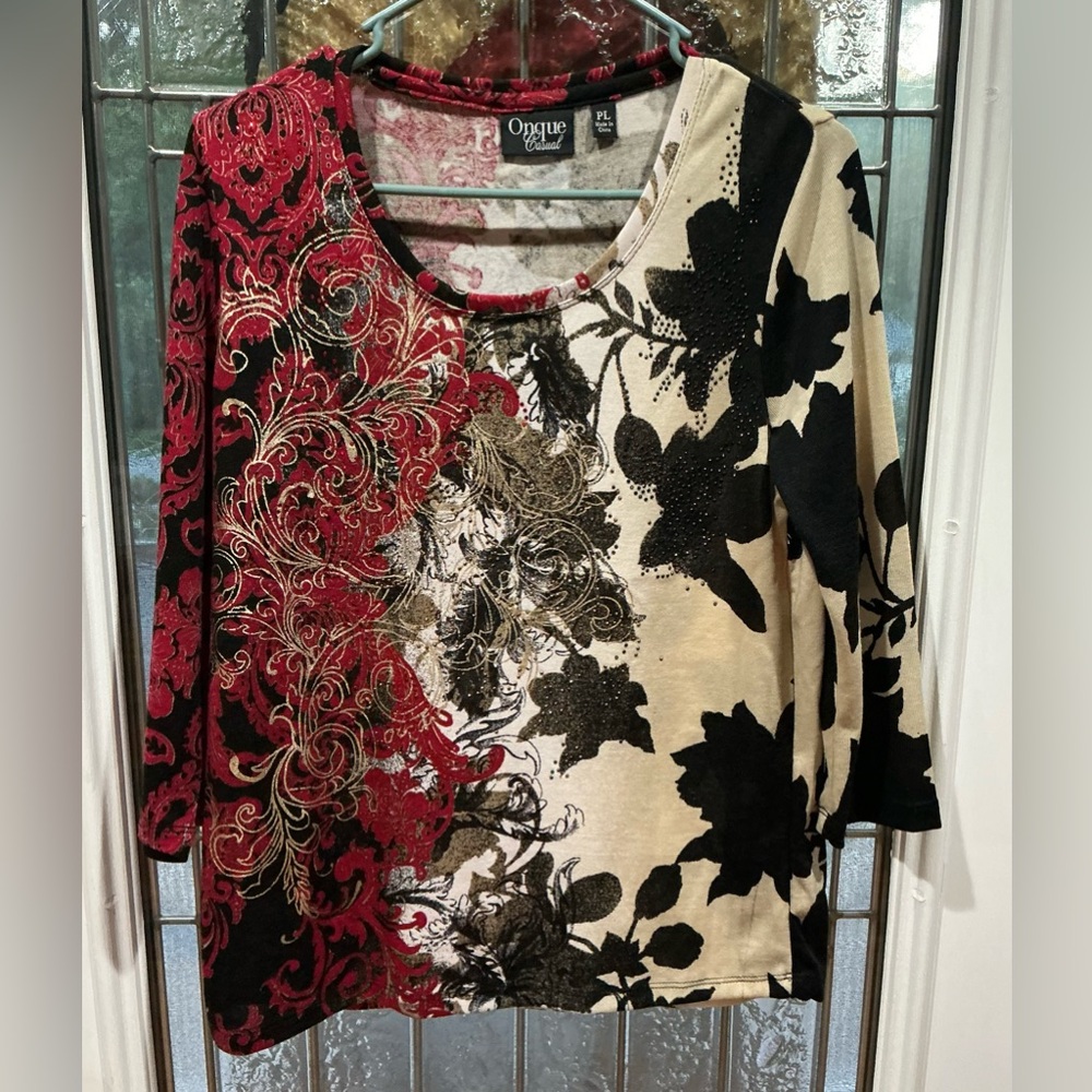 Onque Casuals Red and Black Graphic 3/4 Sleeve Blouse